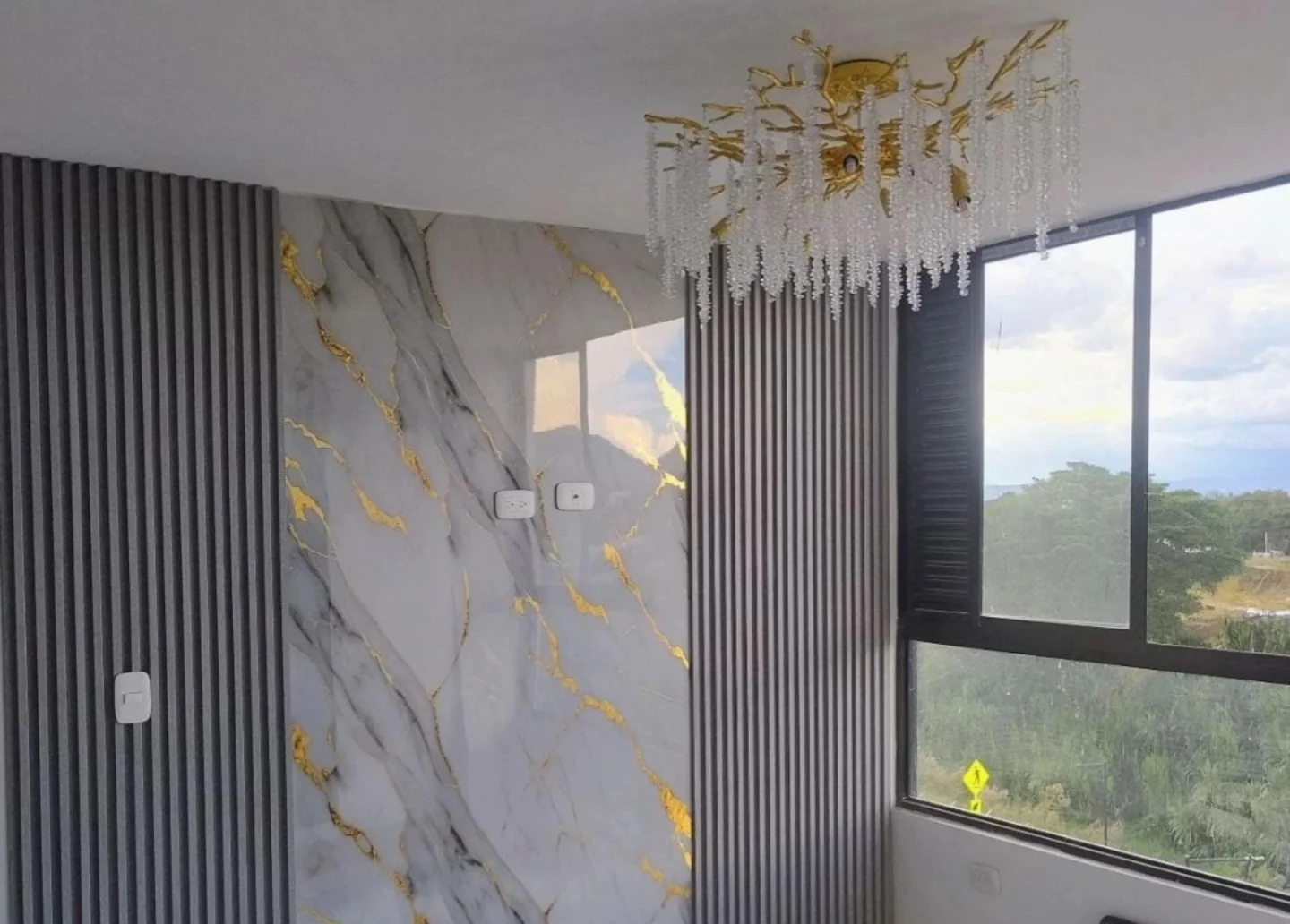 How marble wall panels can shape an interior